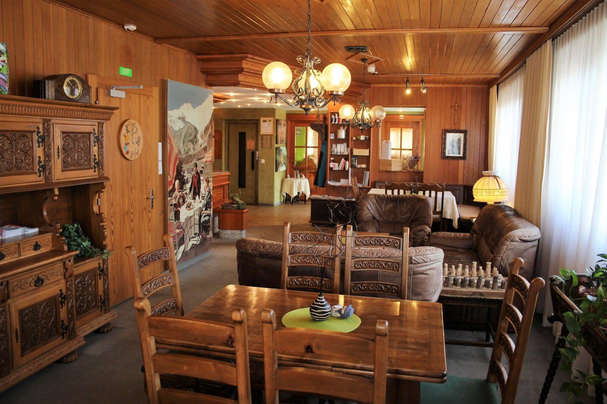 Swiss Family Hotel Alphubel Saas-Fee Exterior photo