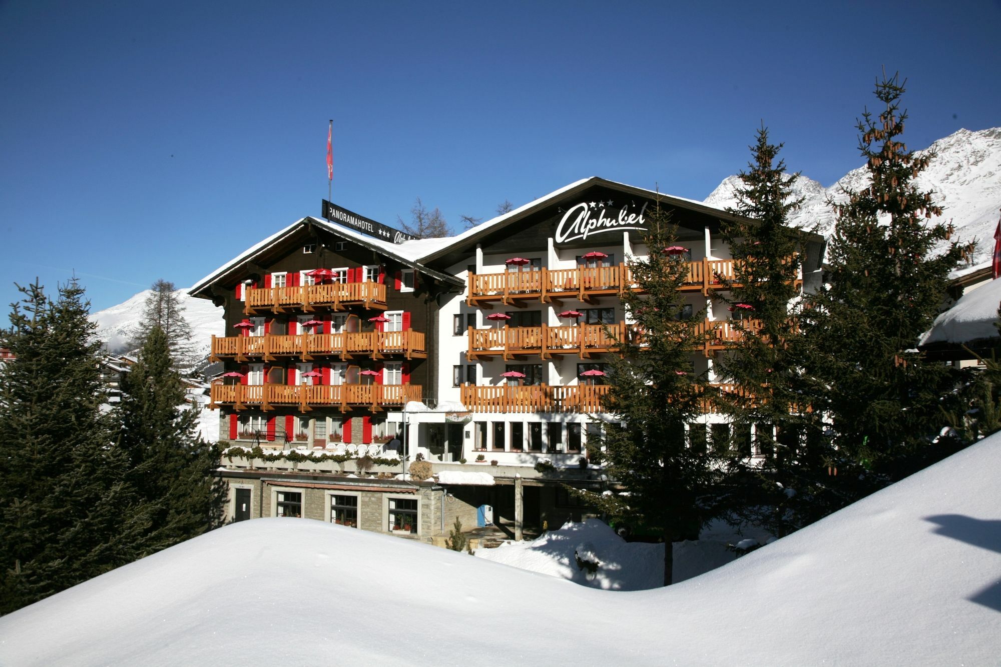 Swiss Family Hotel Alphubel Saas-Fee Exterior photo